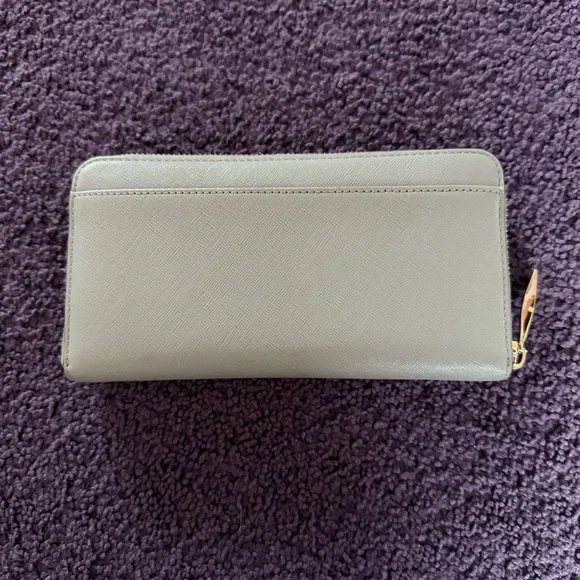 Kate Spade Wallet - Picture 2 of 4